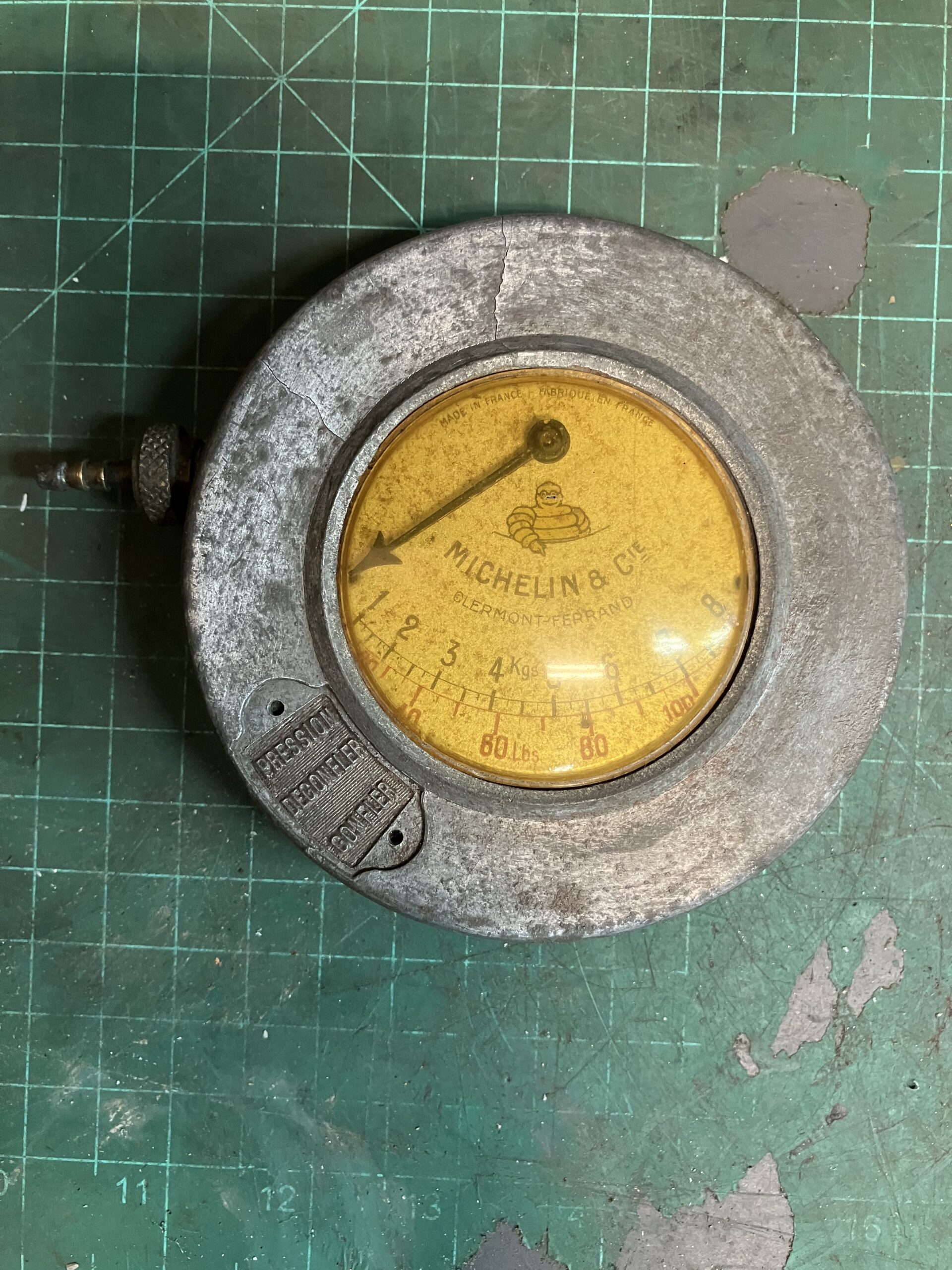 Michelin pressure gauge